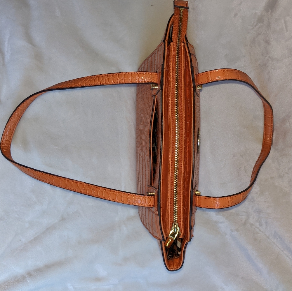 Anne Klein orange crocodile shoulder bag - Picture 4 of 6